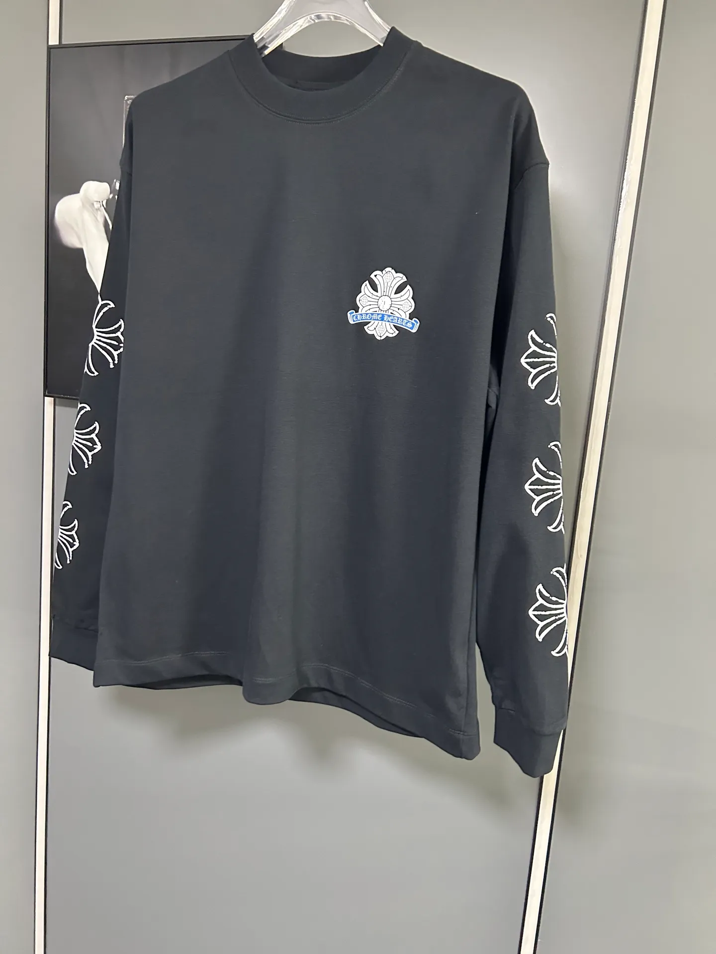 P230 2026 new (exclusive) Chrome Hearts autumn and winter limited edition heavyweight high-weight long-sleeved T-shirt, customized Dreamweaver Yayun ribbed cotton designer concept style Fabric: Heavy 380g Size: S M L XL Color: White Black